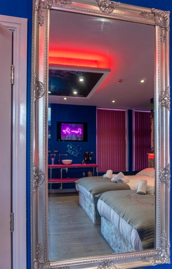 Luxury Apartments Liverpool City Center מראה חיצוני תמונה